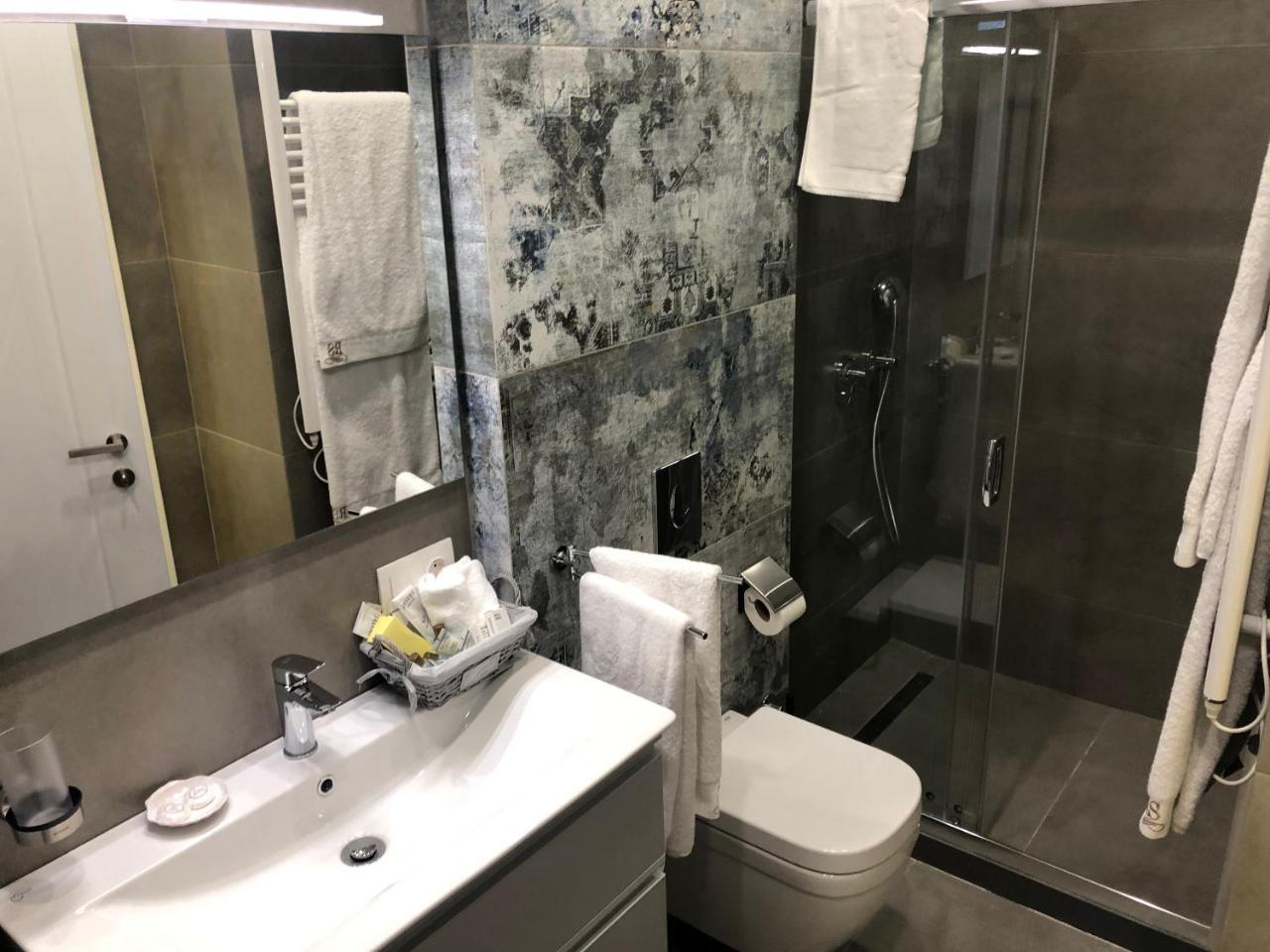 Apartment Tbilisi In King David Exteriör bild
